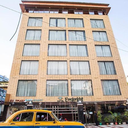 כלכותה Hotel Emerald מראה חיצוני תמונה