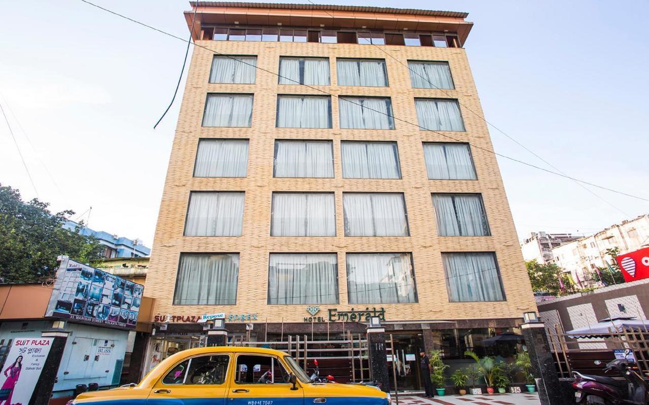 כלכותה Hotel Emerald מראה חיצוני תמונה