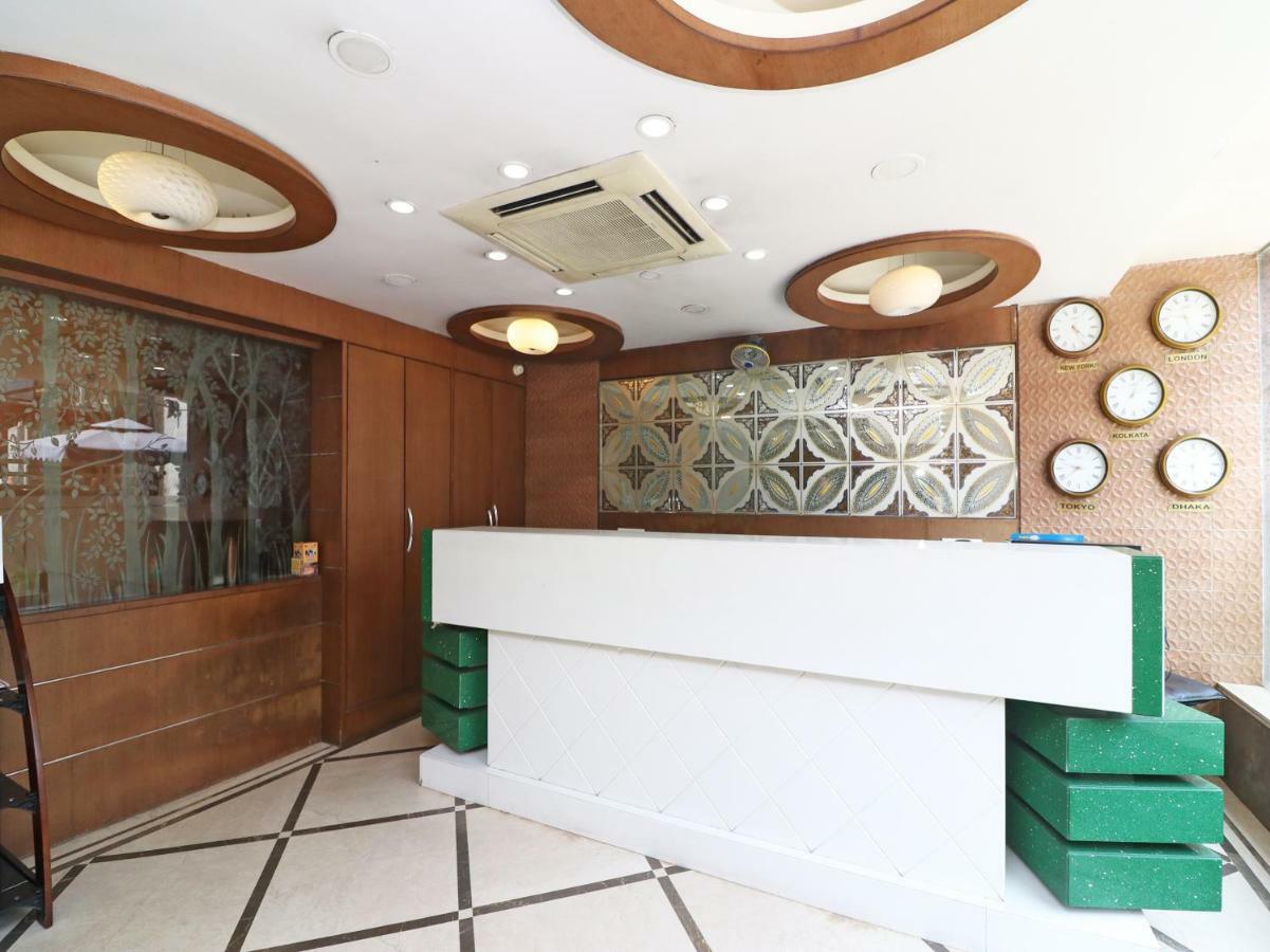 כלכותה Hotel Emerald מראה חיצוני תמונה