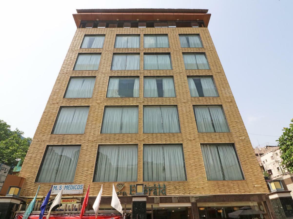 כלכותה Hotel Emerald מראה חיצוני תמונה